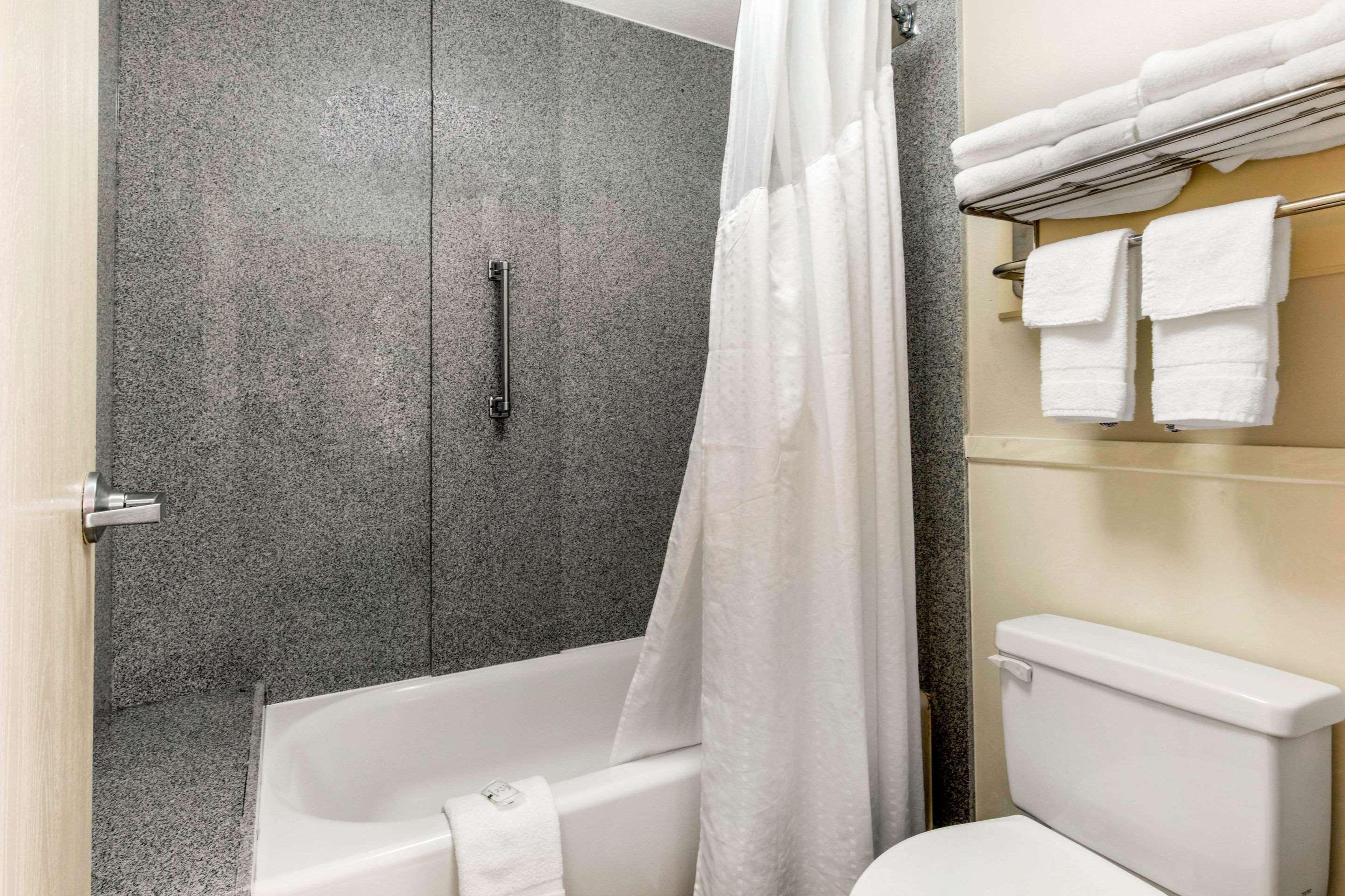 Quality Inn Airport I-240 Мемфіс Екстер'єр фото