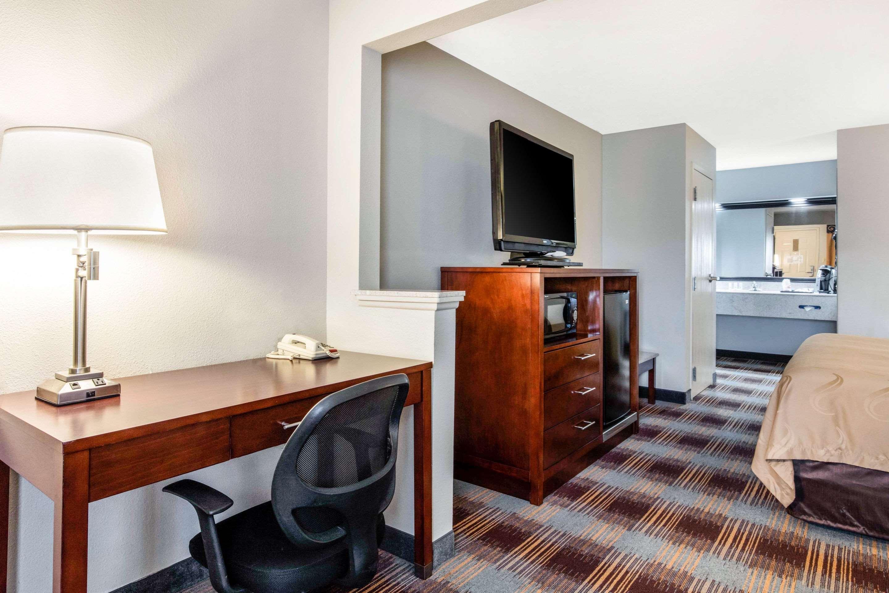 Quality Inn Airport I-240 Мемфіс Екстер'єр фото